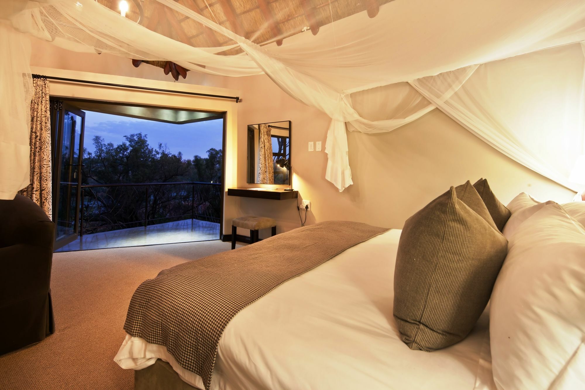 The Blades Hotel Pretoria Ngoại thất bức ảnh